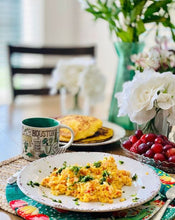 Load image into Gallery viewer, Green Desert Napkin