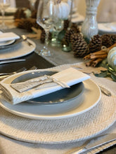 Load image into Gallery viewer, Trigo Cover