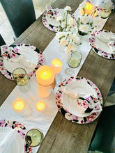 Load image into Gallery viewer, Nelly's Orchids Napkin